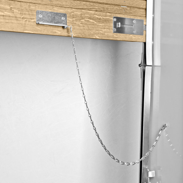 Pull chain with handle